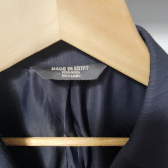 ** BANANA REPUBLIC MEN'S SUIT ** - Picture 3 of 7